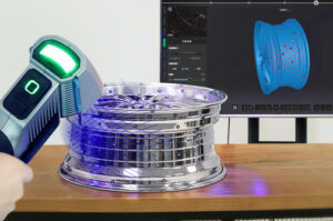 3D сканер Shining 3D FreeScan UE7 — промышленный 3D-сканер