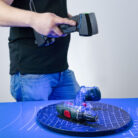 3D сканер Shining 3D FreeScan UE PRO — промышленный 3D-сканер, ракурс 4