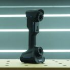 3D сканер Shining 3D FreeScan UE Pro2 — промышленный 3D-сканер, ракурс 4